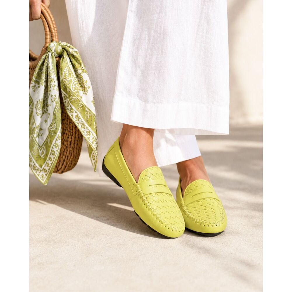 Robert Zur Women’s Petra Leather Kiwi Chartreuse Woven Driving Loafer Narrow Fit